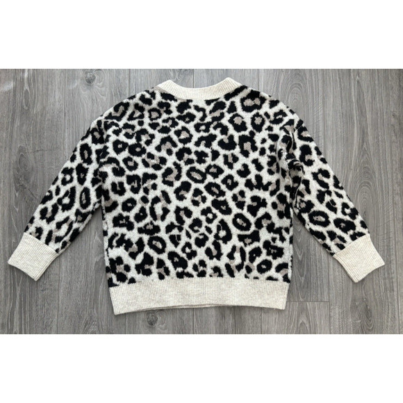 Vince Camuto Women’s Sz S Leopard Animal Print Pullover Sweater Soft Comfy - Picture 2 of 5
